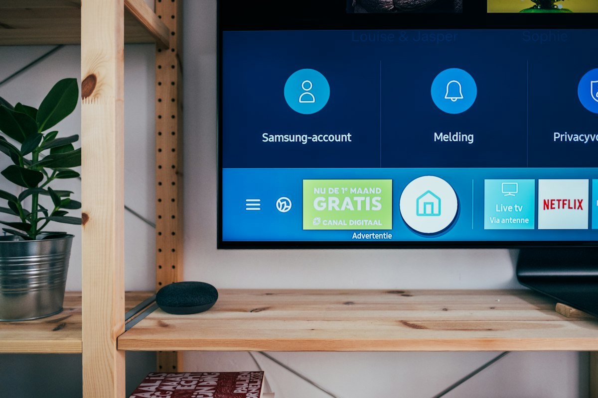 How to Setup IPTV on Smart TV Samsung and LG
